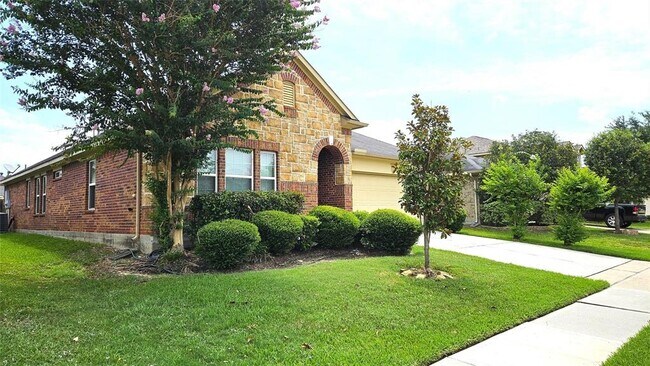 Foto del edificio - 12006 Golden Lodge Ln