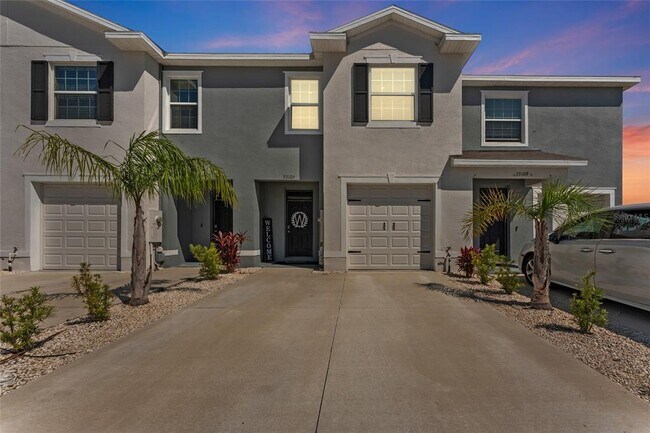 Building Photo - 33105 Major Oak Dr