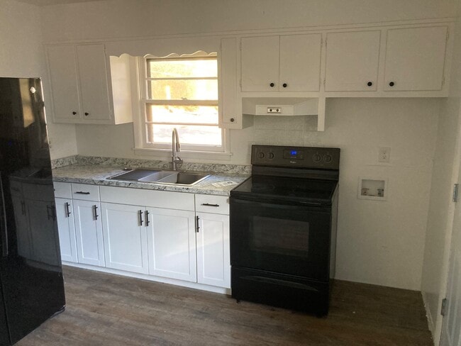 Building Photo - 2547 Washington St