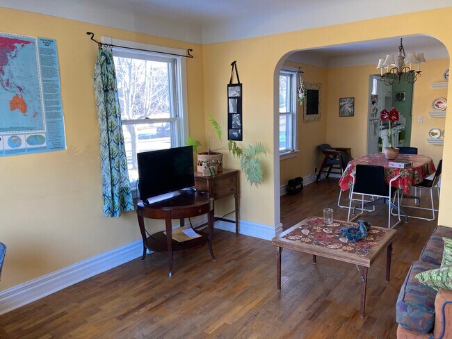 Foto del edificio - 2080 Monroe Ave NW