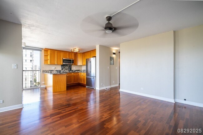 Foto del edificio - $3000.00 | 2bd/1ba Condominium in The Cons...