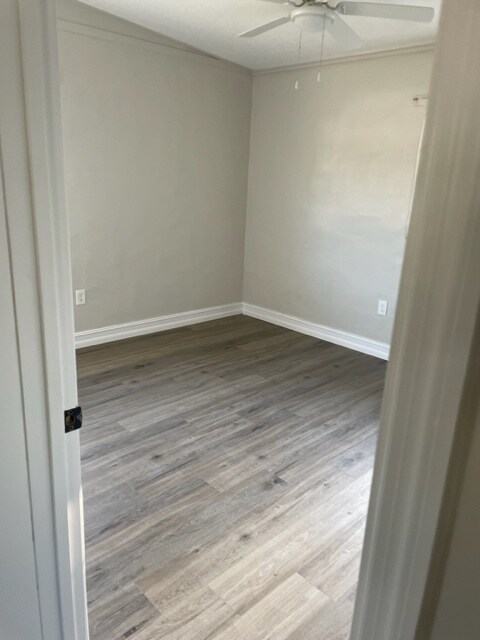 Foto del edificio - 120-120 Stephenson Dr