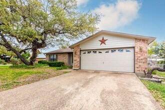 Building Photo - 57 Woodcreek Dr