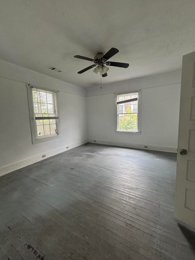Primary Photo - 2012 Starnes St