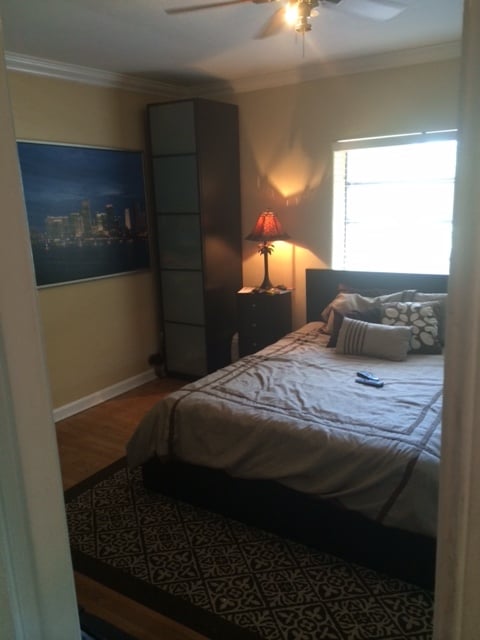 Interior Photo - 115 NE 14th Ave