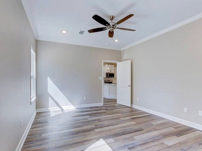 Building Photo - 101 Shale Creek Trail