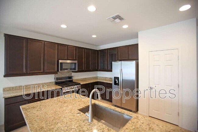 Foto del edificio - 25805 N 161st Dr
