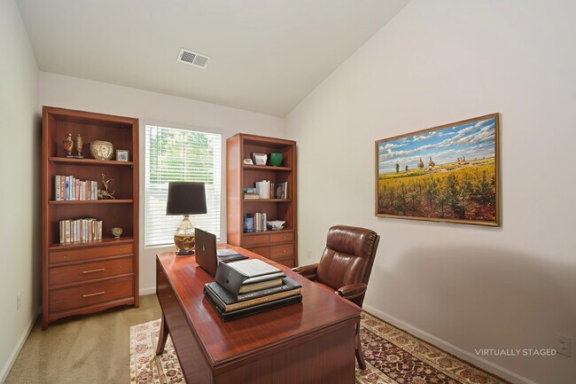 Foto del edificio - 5 Striker Rd