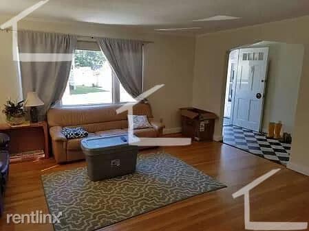 Building Photo - 3 br, 1 bath House - 18 Caltha Rd