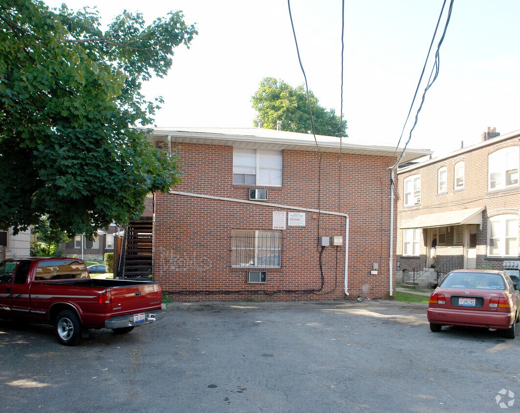 Building Photo - 342 E Tompkins St