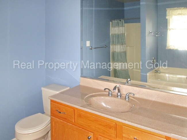 Building Photo - 22684 Rue Woods Dr