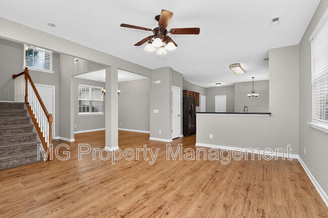 Foto del edificio - 16223 Circlegreen Dr