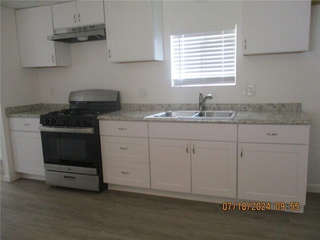 Building Photo - 1585 Vereda Ln