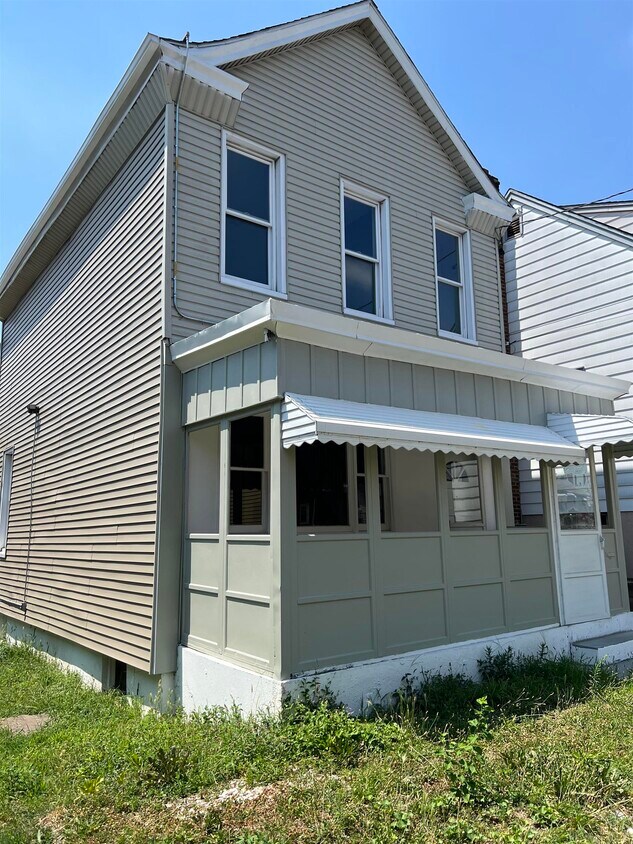 151 Linden Ave, Jersey City, NJ 07305 House Rental in Jersey City, NJ