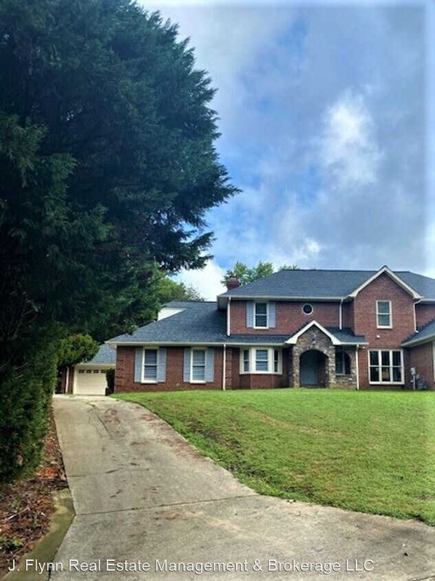 Primary Photo - 3 br, 2.5 bath House - 4221 Foxmoor Dr