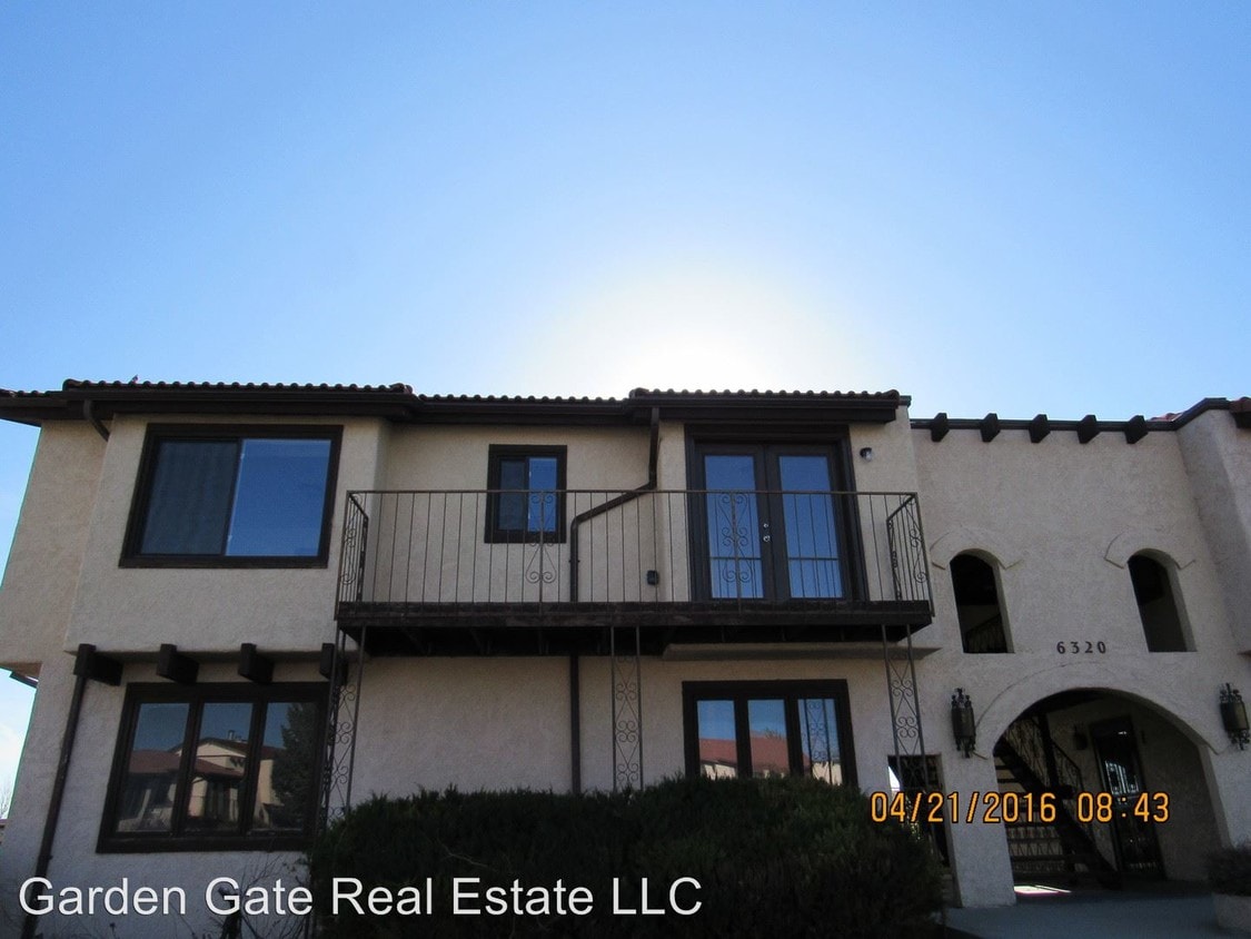 Primary Photo - 2 br, 1 bath House - 6320 Buckboard #4