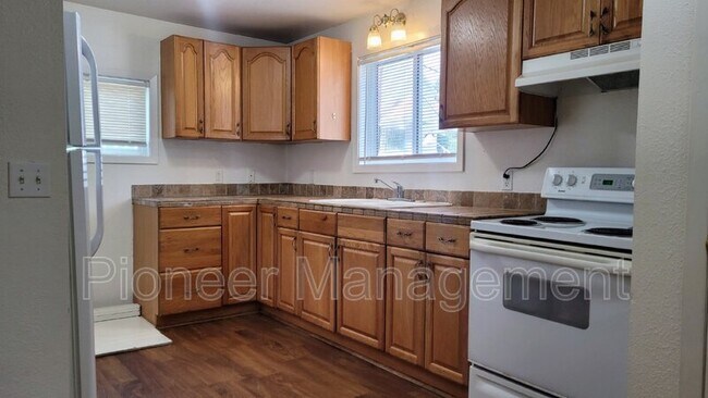 Foto del edificio - 203 SW Pine St