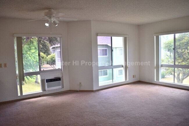 Building Photo - Mililani Parkway 2/1/2 Townhome