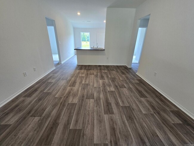 Foto del edificio - 1296 Maple St