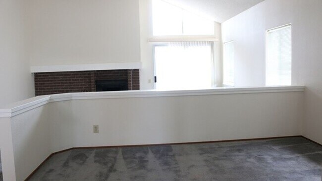 Foto del edificio - 3591 Woodley Dr