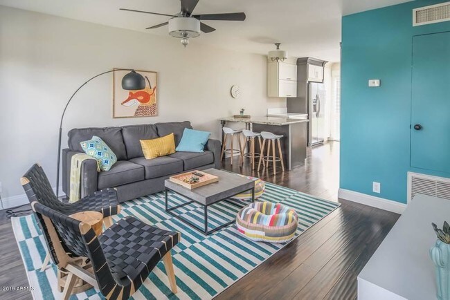 Foto del edificio - 4610 N 68th St