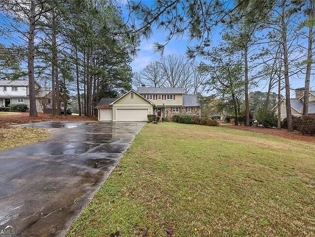 Building Photo - 1200 Golf View Ln