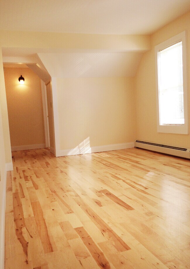 Building Photo - 50 North St