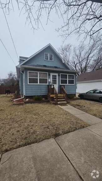 Building Photo - 408 Oak St