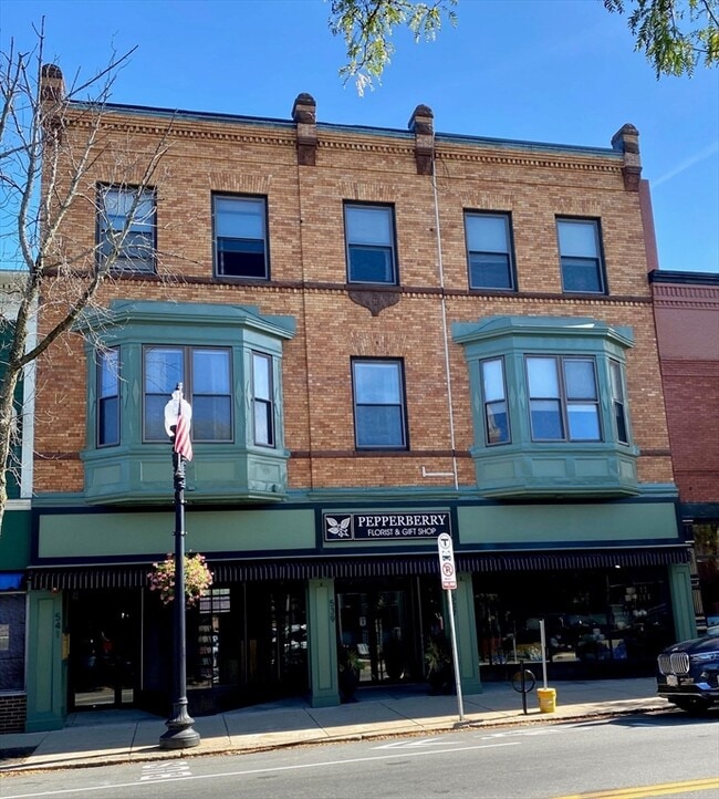 541 Main St