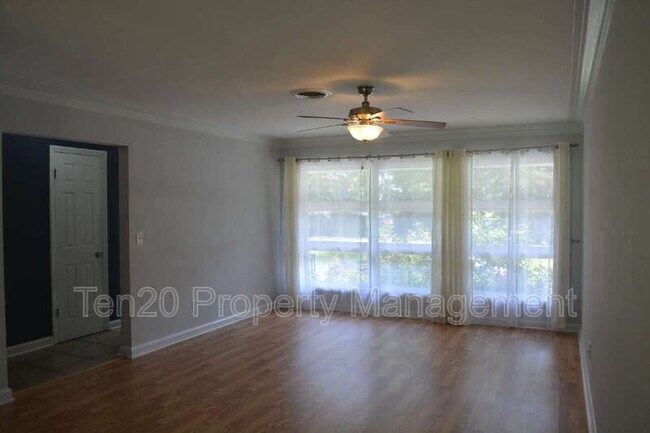 Building Photo - 1815 Marilon Dr