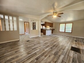 Building Photo - 9150 SE 197th Ave