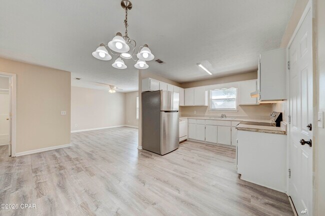 Foto del edificio - 3722 Burnham Way