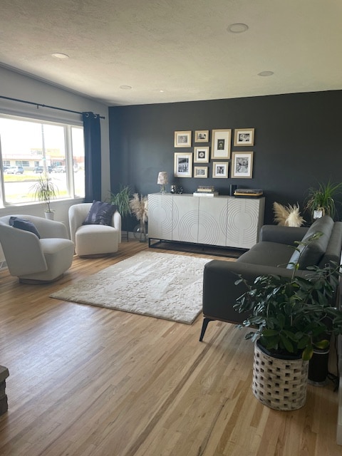 Building Photo - 3207 15th Ave S