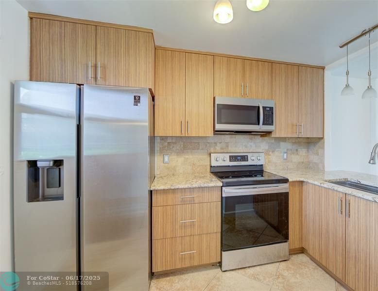 Foto principal - 113 Royal Pk Dr