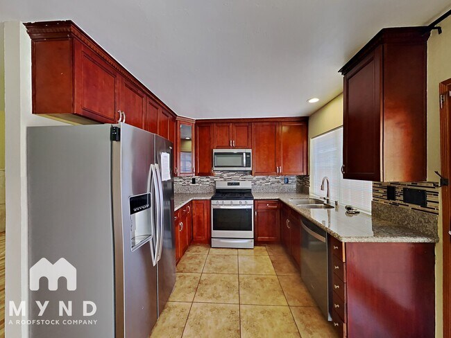 Foto del edificio - 1227 27th St