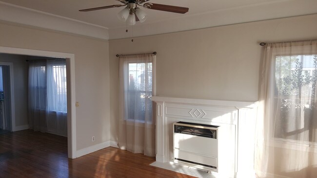 Sala de estar - 337 E 49th St