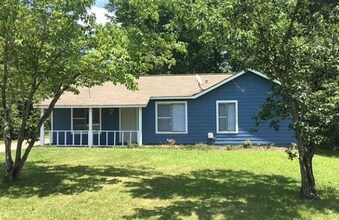 Building Photo - 8147 Flamingo Dr