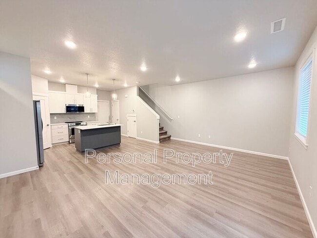 Foto del edificio - 16332 NE 21st St