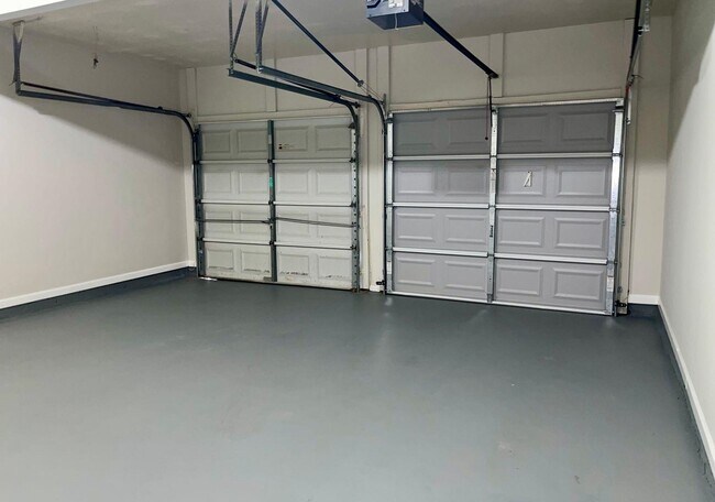 Building Photo - 1426 Cambridge Ct