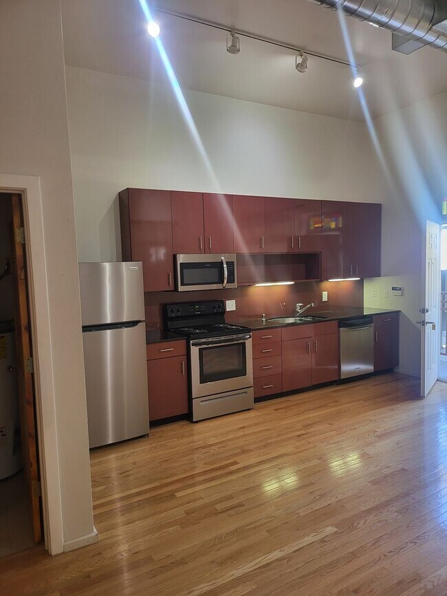 Foto del edificio - 400 Copper Ave NE