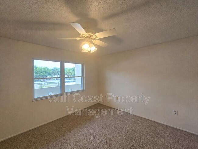Building Photo - 3680 Ironwood Cir