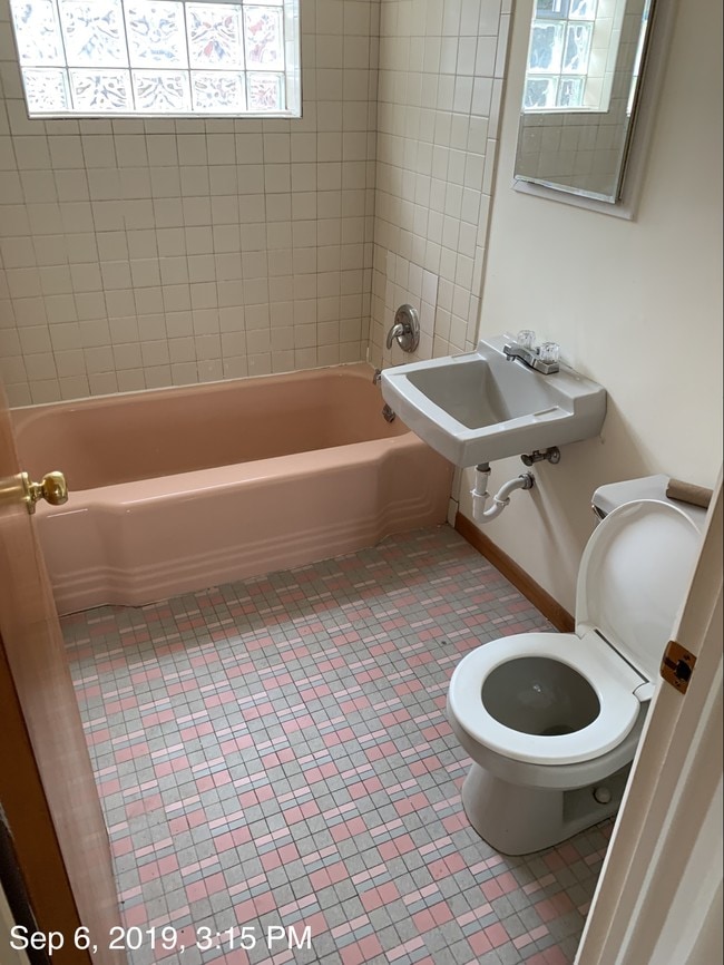 Foto del edificio - 11410 S Western Ave