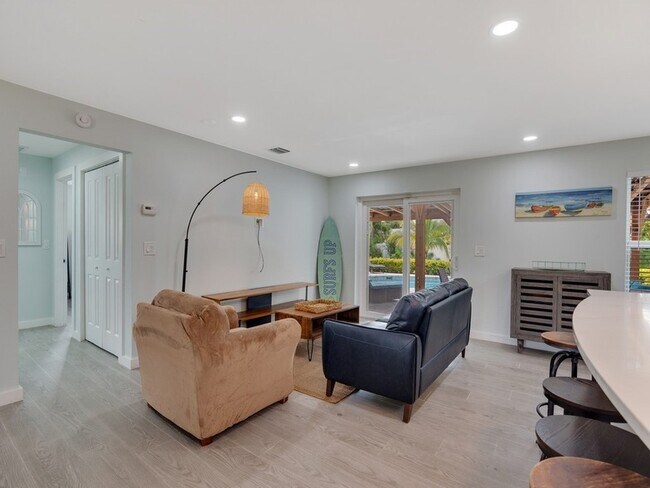 Building Photo - 606 Conn Way