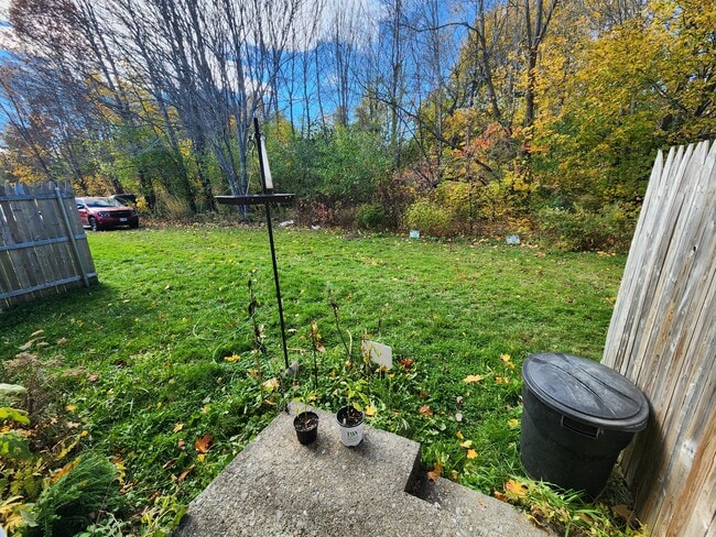 Building Photo - 172 Bolling Dr