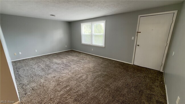 Foto del edificio - 4780 Pin Oak Dr