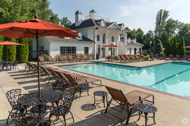 Resort-style swimming pool - Swift Creek Commons Apartments