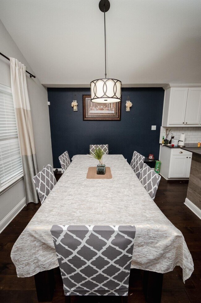 Foto del edificio - 18125 Justice Ln