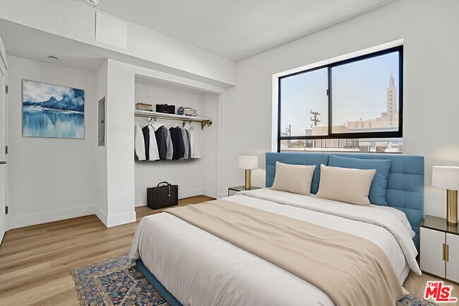 Foto del edificio - 1822 Overland Ave