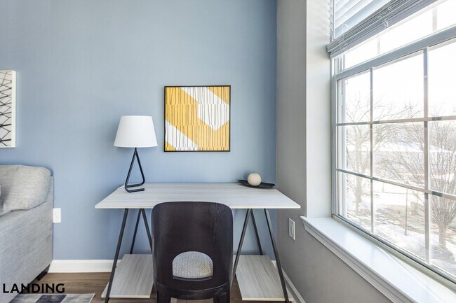 Foto del edificio - 100 River Park Dr