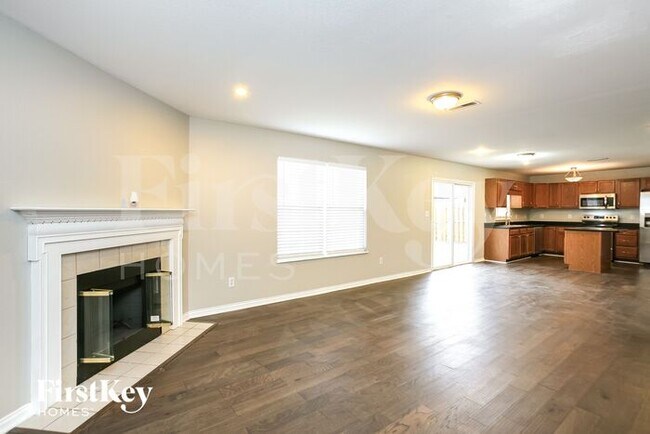 Foto del edificio - 6391 Layton Ln